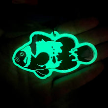 Load image into Gallery viewer, Snowflake Clownfish Glow in the dark Keychain
