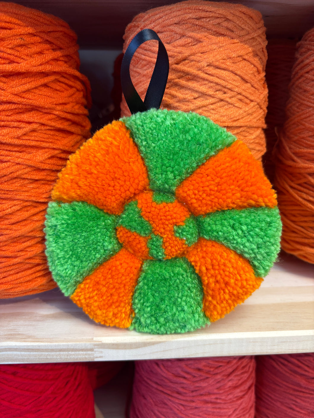 Bleeding Apple Ornament(WYSIWYG)